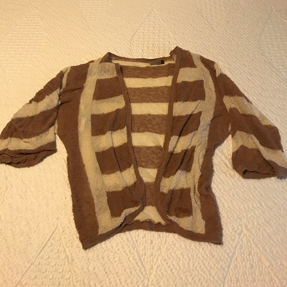 Wilfred Shrug with 3/4 sleeves - Picture 2 of 5